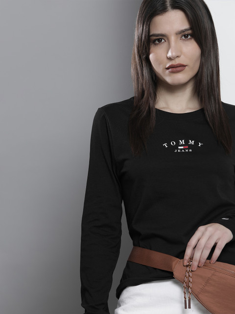 

Tommy Hilfiger Women Black Brand Logo Printed Pure Cotton Slim Fit T-shirt