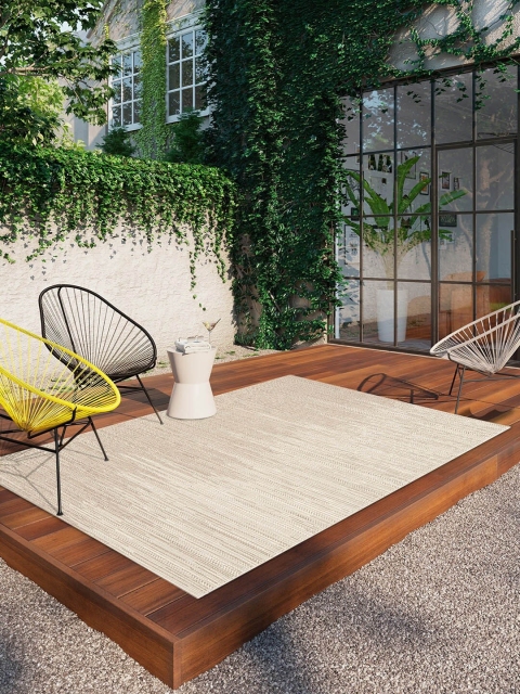 

DDecor Off-White Woven Design Rug - Small