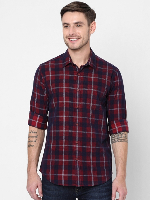 

Mufti Men Red Slim Fit Checked Pure Cotton Casual Shirt