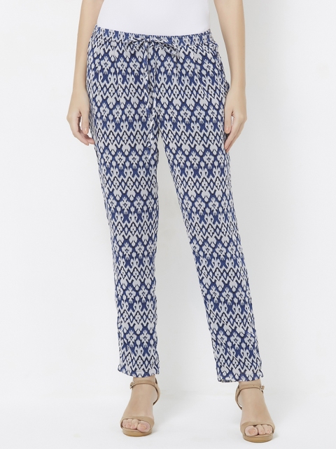 

Fusion Beats Women Blue & Off-White Regular Fit Printed Regular Trousers