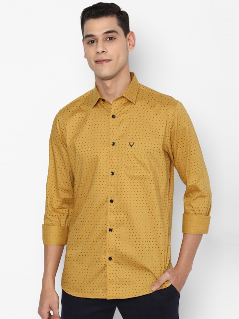 

Allen Solly Men Yellow Slim Fit Printed Casual Shirt