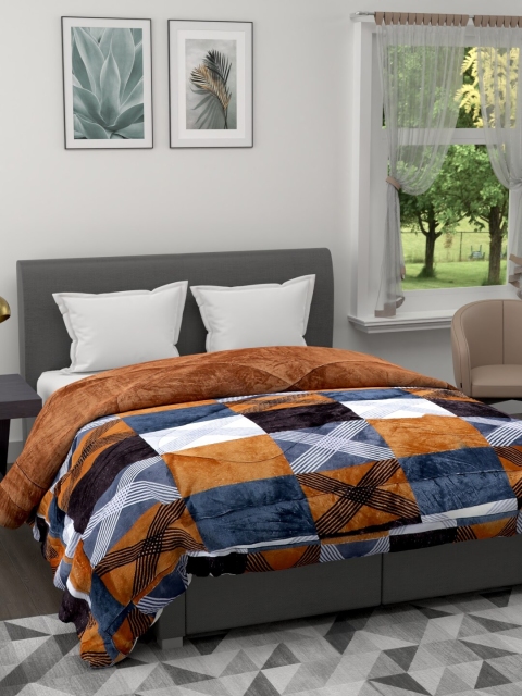 

A Homes Grace Tan & White Geometric Heavy Winter Double Bed Quilt