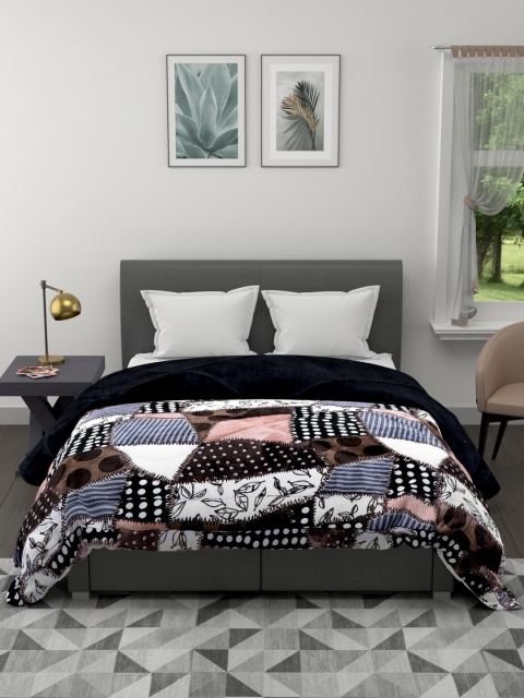 

A Homes Grace Brown Abstract Printed Heavy Winter 850 GSM Double Bed Quilt