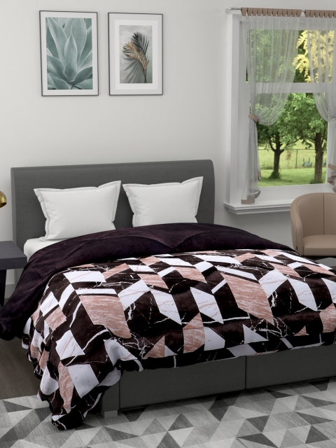 

A Homes Grace Brown & White Geometric Heavy Winter Double Bed Quilt