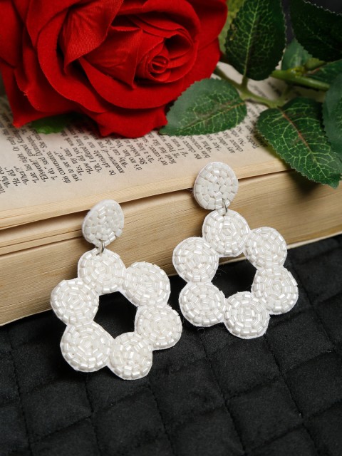 

NEUDIS White Floral Drop Earrings