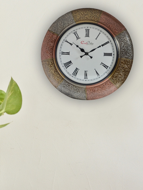 

eCraftIndia White Dial Handcrafted 45 cm Analogue Wall Clock