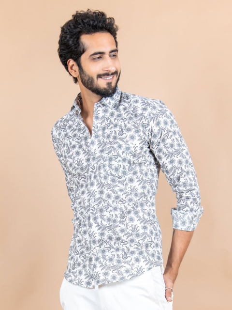 

Tistabene Men White Floral Printed Pure Cotton Casual Shirt