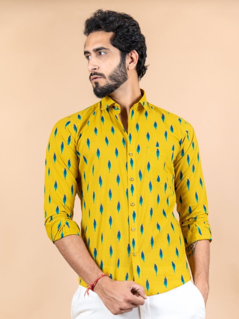 

Tistabene Men Yellow Jaipuri Printed Casual Shirt