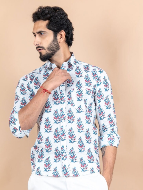 

Tistabene Men White Floral Printed Casual Shirt