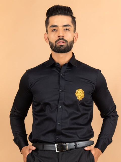 

Tistabene Men Black Lion Embroidered Casual Shirt
