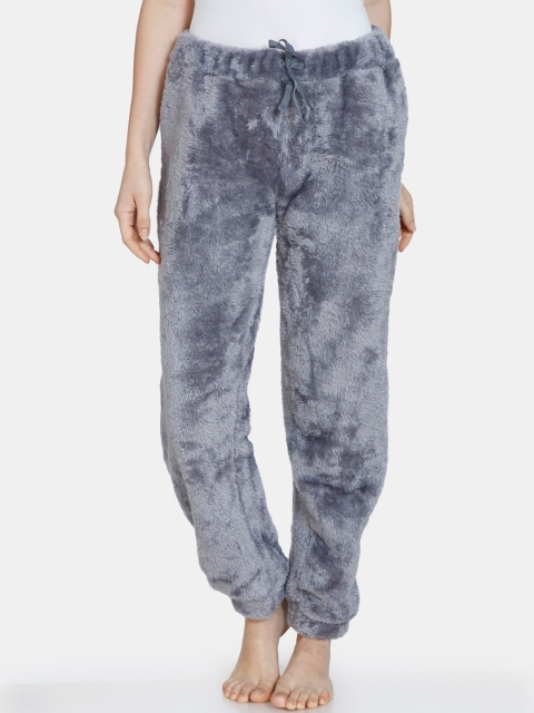 

Zivame Women Grey Fluffy Fur Knitted Pyjamas