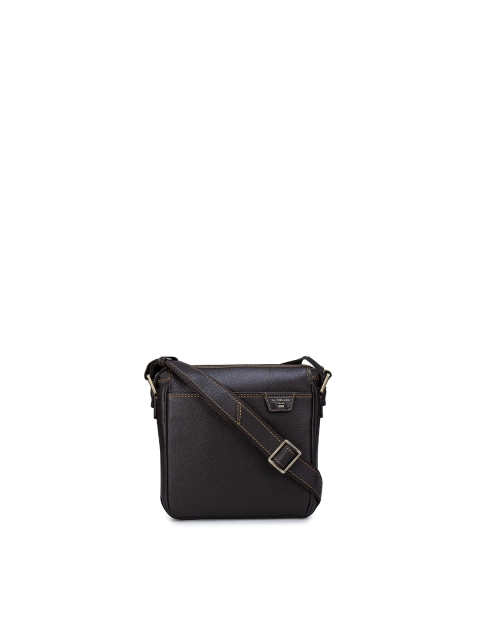 

Da Milano Men Brown Textured Leather Messenger Bag