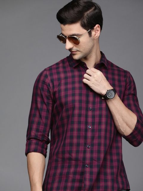 

Allen Solly Sport Men Magenta Slim Fit Checked Pure Cotton Casual Shirt