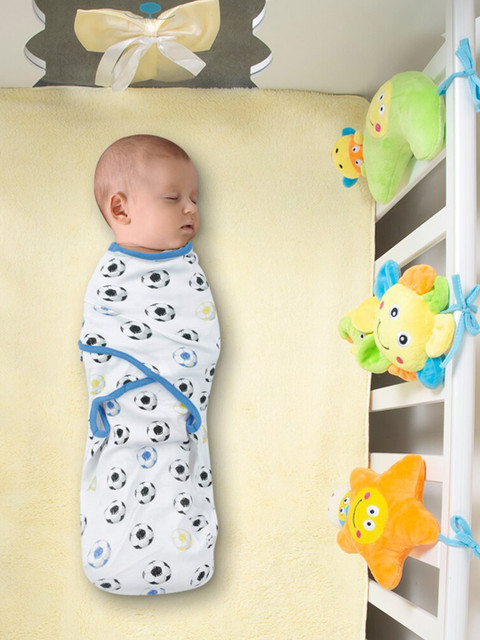 

Baby Moo Kids Blue & White Athlete Printed Pure Cotton Swaddle