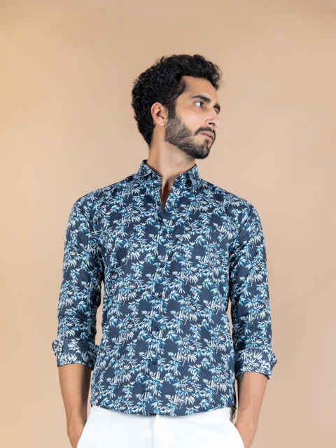

Tistabene Men Navy Blue Floral Printed Cotton Casual Shirt