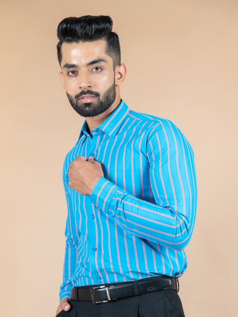 

Tistabene Men Blue Striped Casual Shirt
