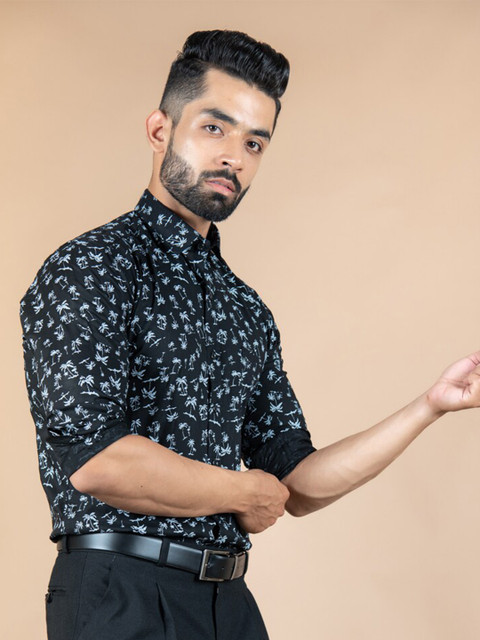 

Tistabene Men Black Floral Printed Casual Shirt