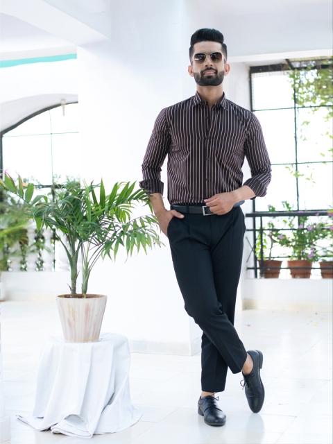 

Tistabene Men Brown Striped Cotton Casual Shirt