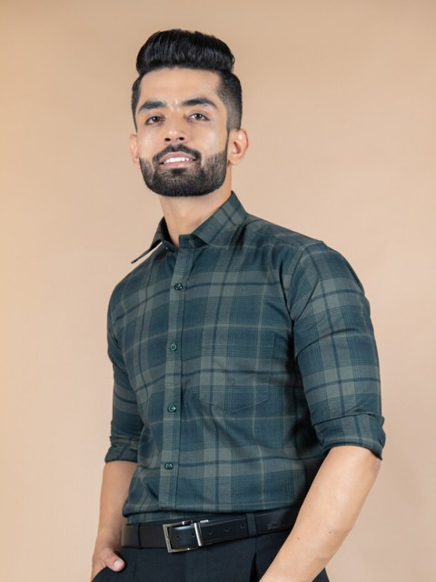 

Tistabene Men Olive Green Tartan Checked Casual Shirt