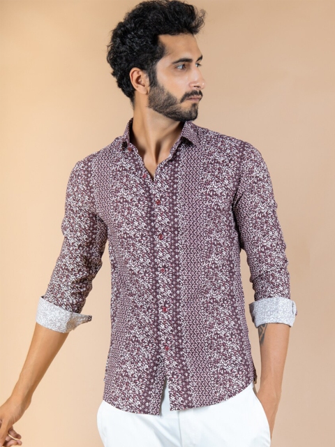 

Tistabene Men Maroon Printed Casual Shirt