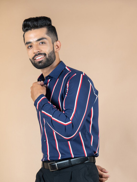 

Tistabene Men Blue Striped Casual Shirt