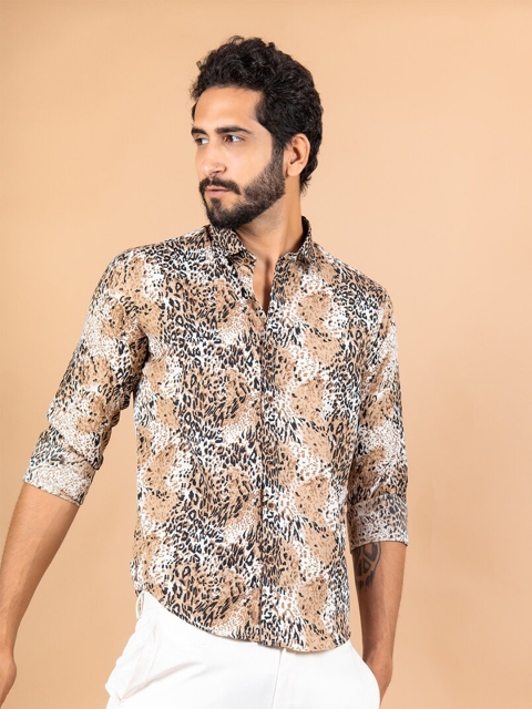 

Tistabene Men Brown Animal Printed Regular Fit Casual Shirt