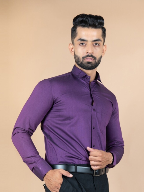 

Tistabene Men Purple Solid Regular Fit Cotton Casual Shirt
