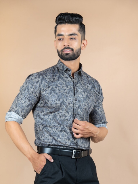 

Tistabene Men Black Printed Casual Shirt
