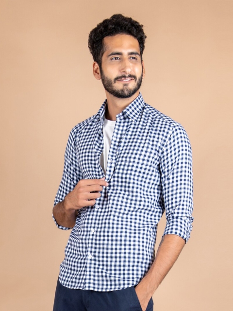 

Tistabene Men Navy Blue Gingham Checked Casual Shirt