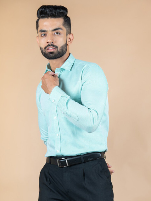 

Tistabene Men Green Casual Shirt