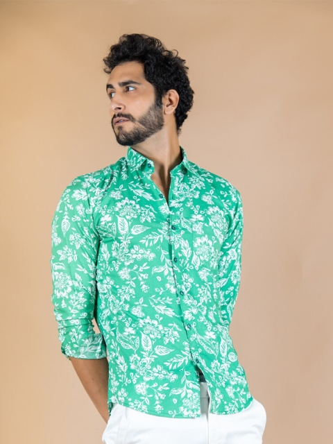 

Tistabene Men Green Floral Printed Casual Shirt