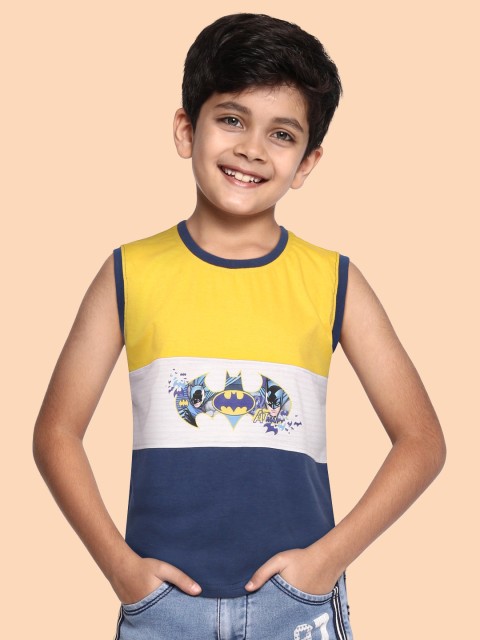 

Eteenz Boys Navy Blue & Yellow Colourblocked & Batman Print Cotton T-shirt
