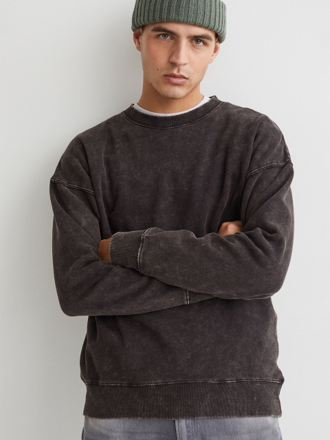 

H&M Men Black Relaxed Fit Washed-look sweatshirt