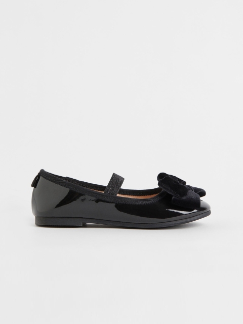 

H&M Woman Black Shimmering ballet pumps