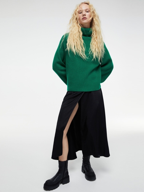 

H&M Women Black Solid Calf-Length Wrapover Skirt