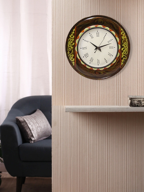 

RANGRAGE White 40.6 cm Analogue Wall Clock