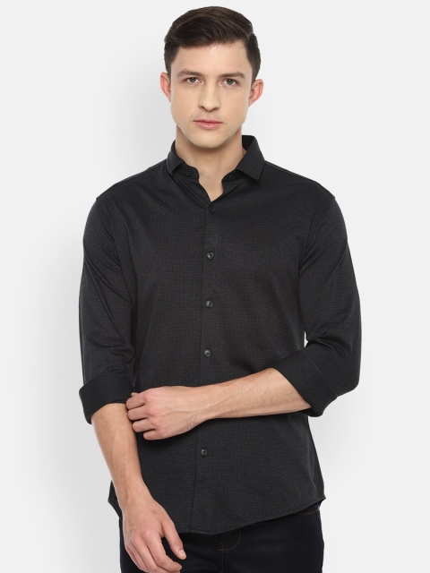 

V Dot Men Black Slim Fit Pure Cotton Casual Shirt