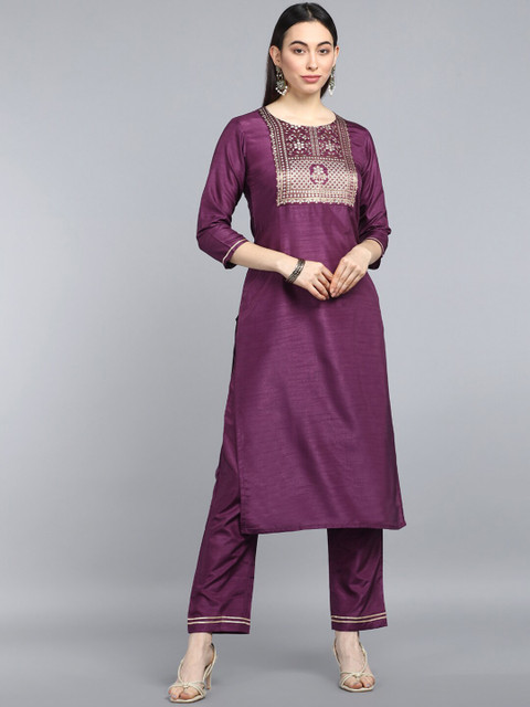 

AHIKA Women Burgundy Floral Yoke Design Kurta with Trousers