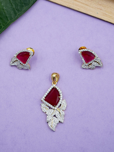 

Voylla Pink & White Stone Studded Pendant Set