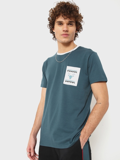 

Bewakoof Men Green Typography Applique T-shirt
