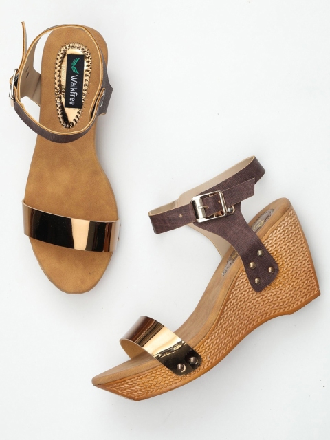 

Walkfree Brown Colourblocked Block Sandals with Buckles