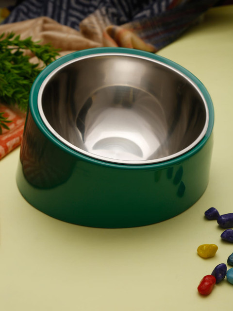 

WIGGLE TWIDDLE Green & Silver-Toned Solid Anti-Skid Pet Feeding Bowl - 560 ml