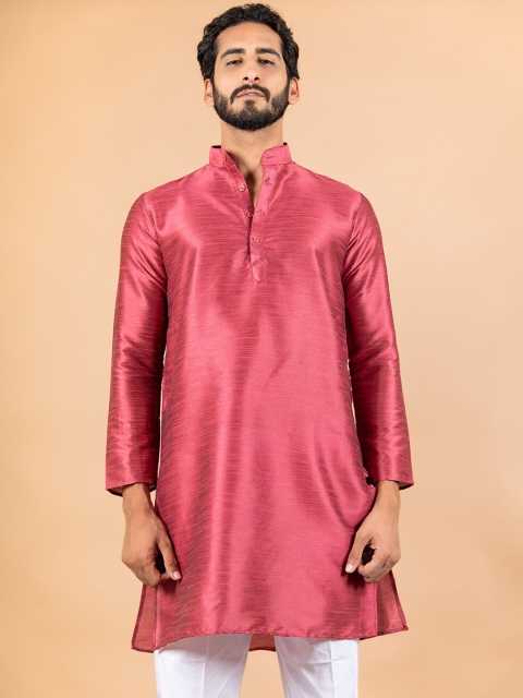 

Tistabene Men Maroon Solid Kurta