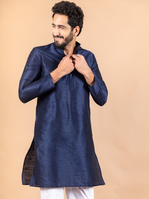 

Tistabene Men Blue & White Dupion Silk Kurta with Pyjamas