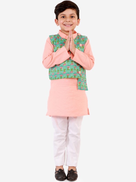 

KID1 Boys Green & Peach-Coloured Layered Pure Cotton Kurta With Pyjamas & Jacket