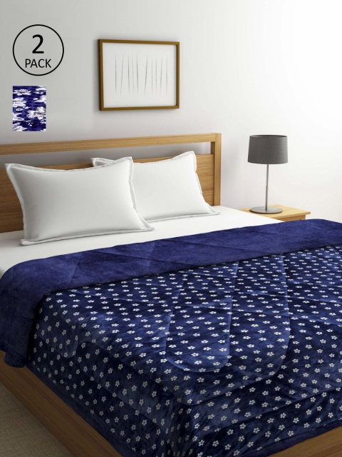 

KLOTTHE Set Of 2 Blue & White Floral Fur Heavy Winter Double Bed Quilt