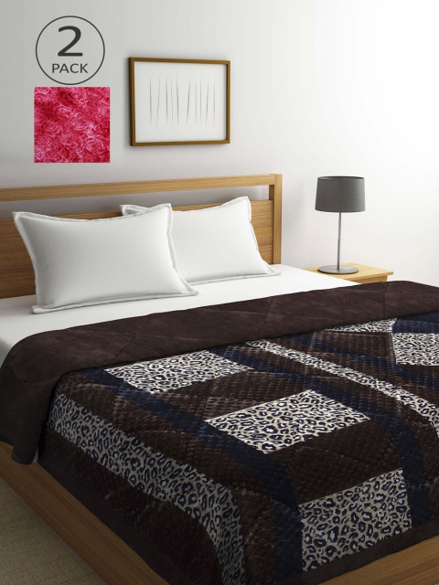 

KLOTTHE Set Of 2 Brown & Red Geometric Printed 900 GSM Double Bed Quilt