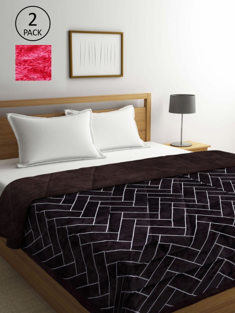 

KLOTTHE Brown & Red Set of 2 Geometric Heavy Winter Double Bed Quilt
