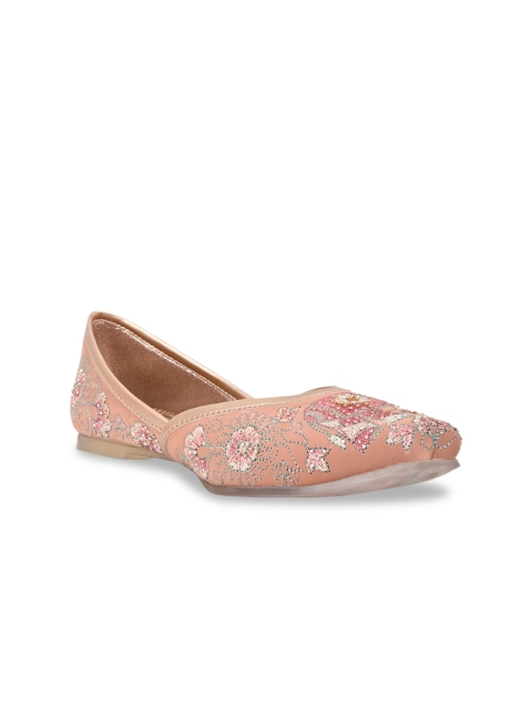 

Jove Women Peach-Coloured Embellished Leather Ethnic Mojaris Flats