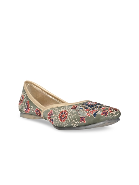 

Jove Women Green & Red Embroidered Ethnic Mojaris Flats